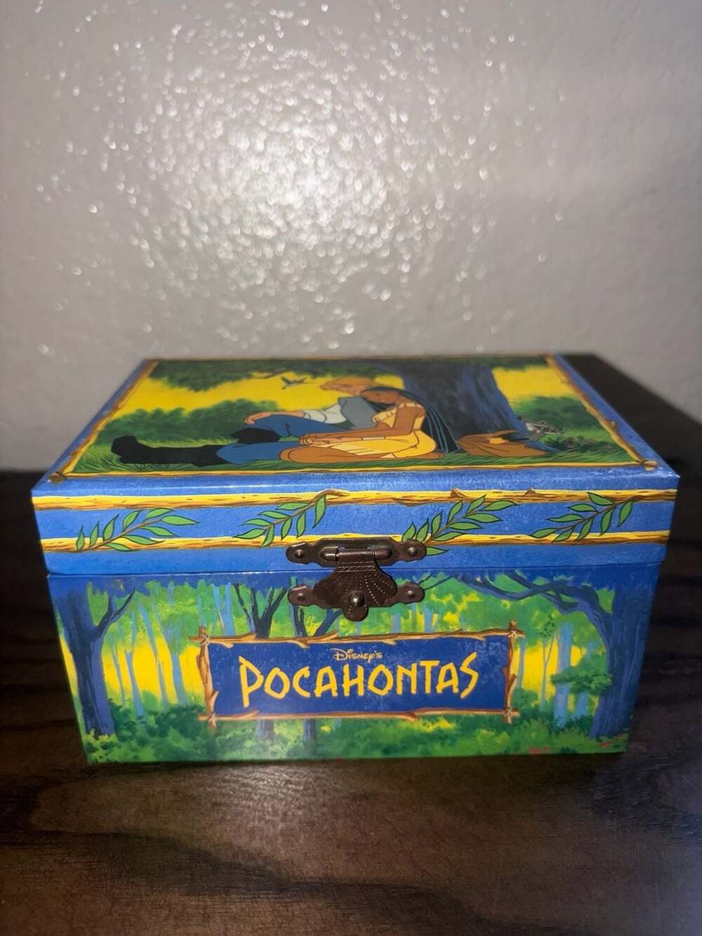 Disney 1990s Pocahontas Music Box (works)